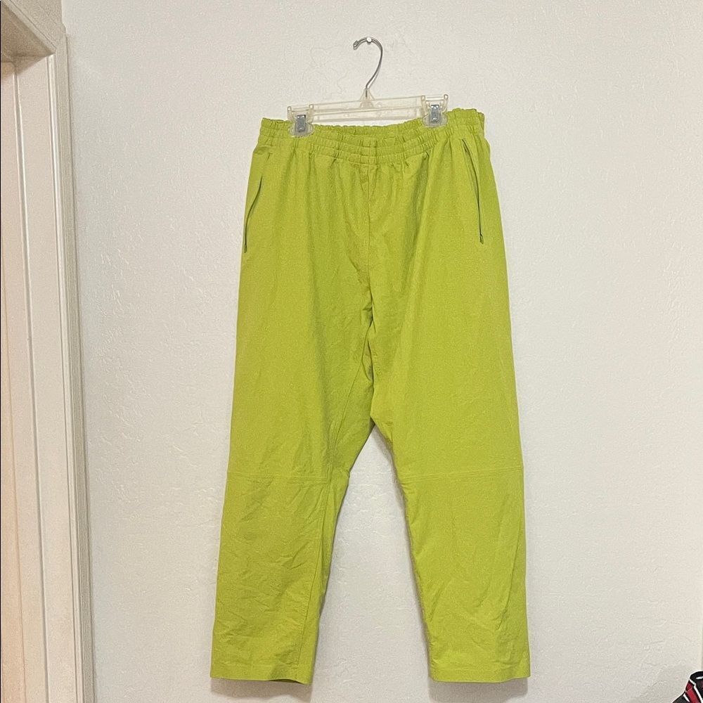 Outdoor Voices Retreck Green Athletic Cropped Pants Athleisure Gym Workout - Picture 3 of 12